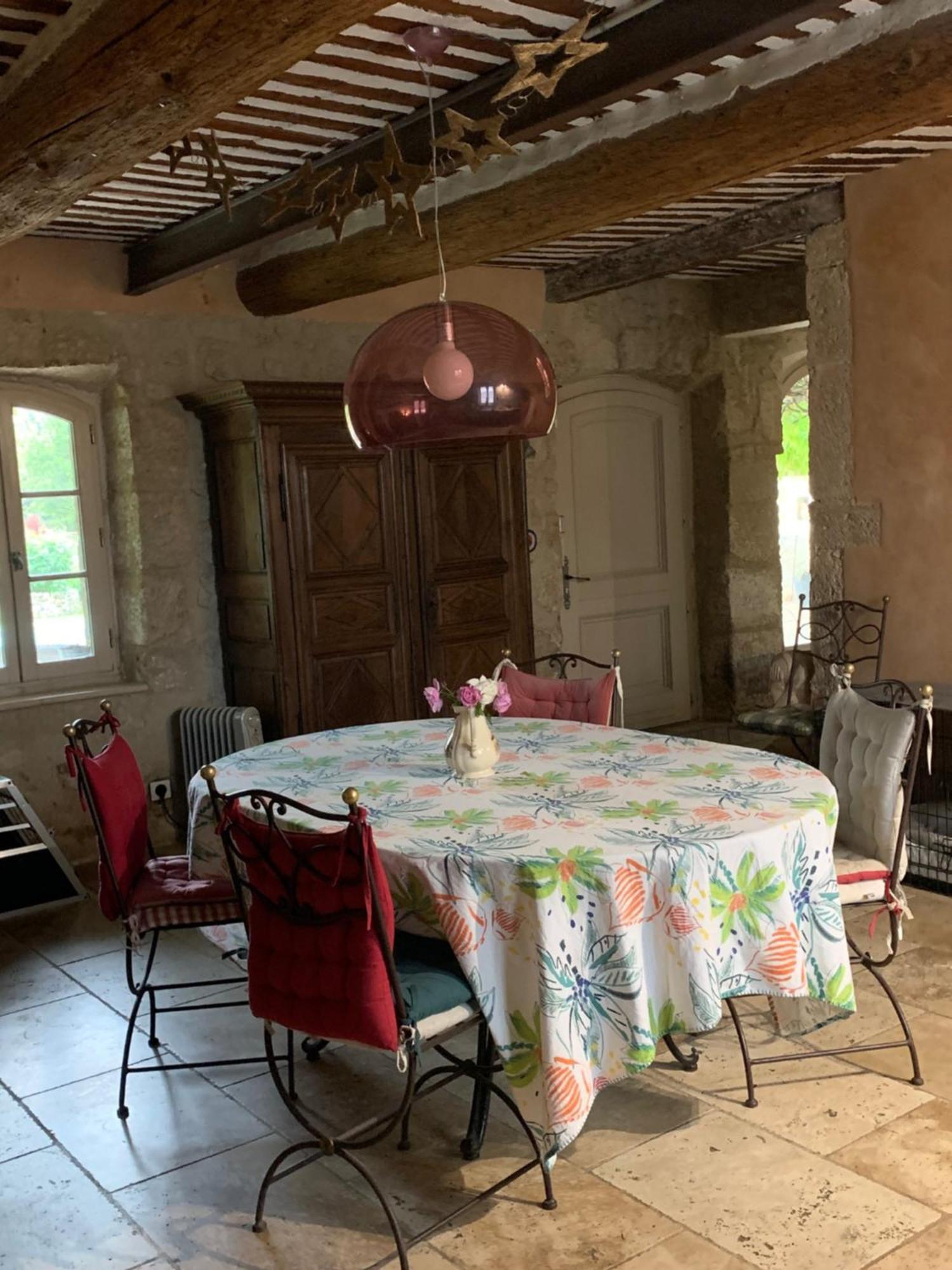 Brossard Bed & Breakfast Cavaillon Exterior photo