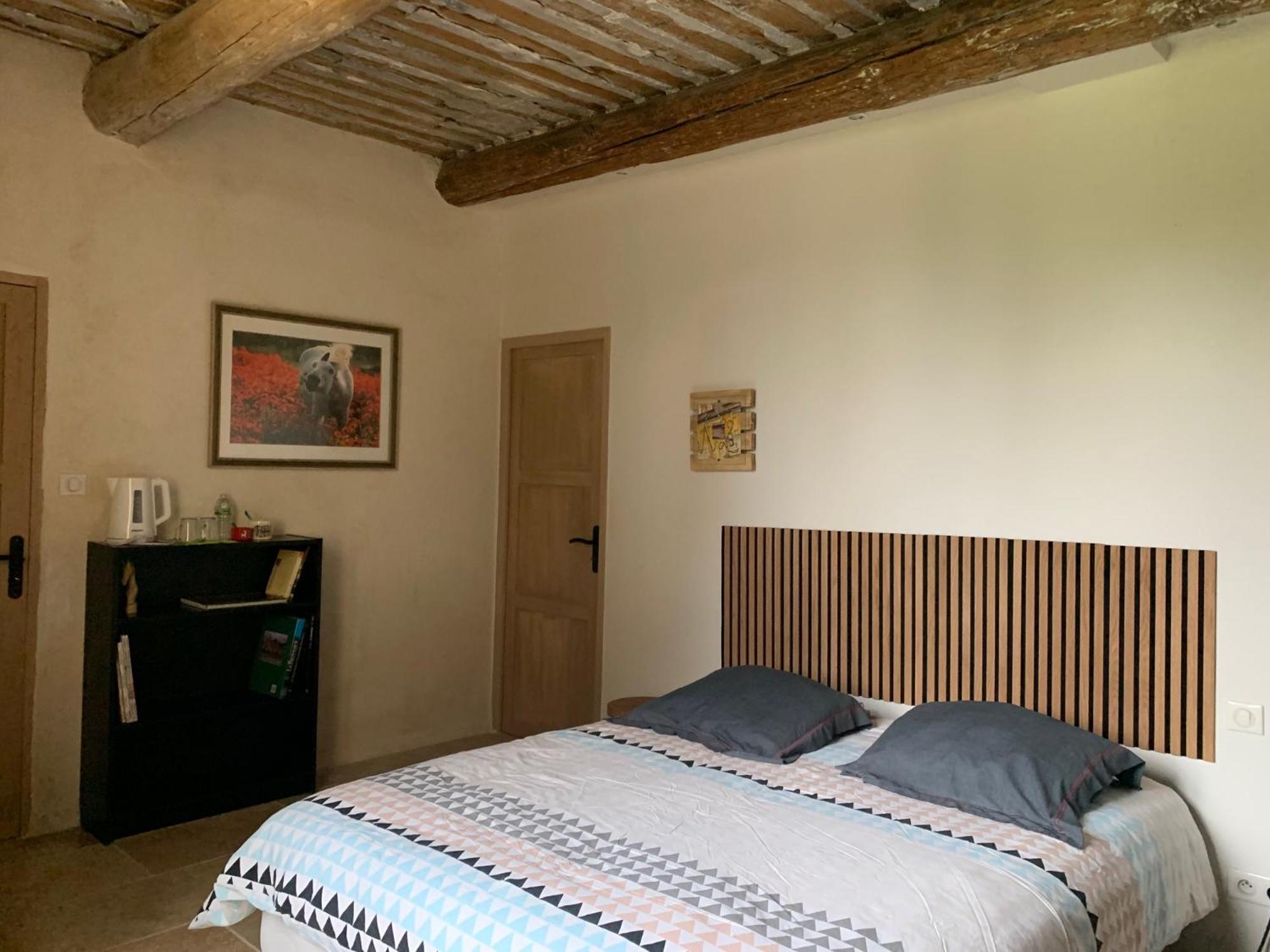 Brossard Bed & Breakfast Cavaillon Exterior photo